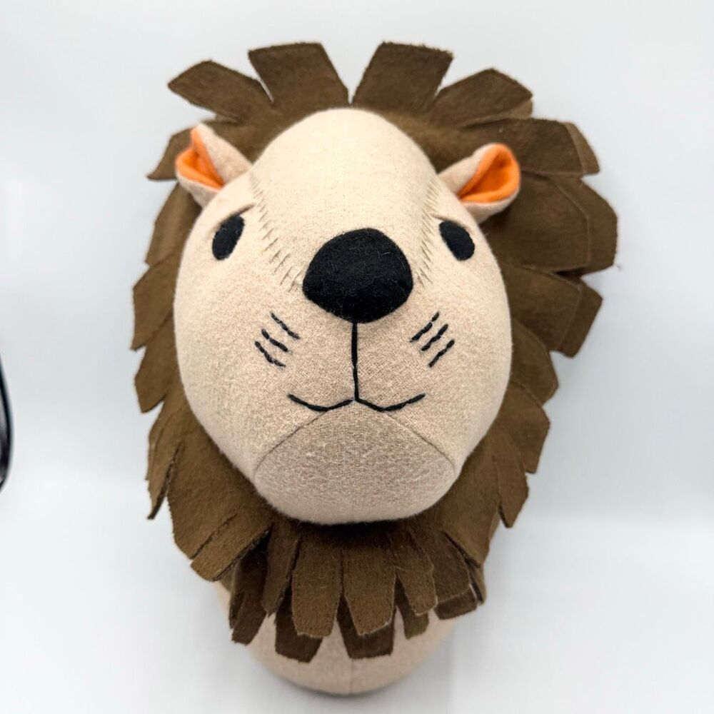 Pillowfort Felt Lion Head Wall Hanging Decor